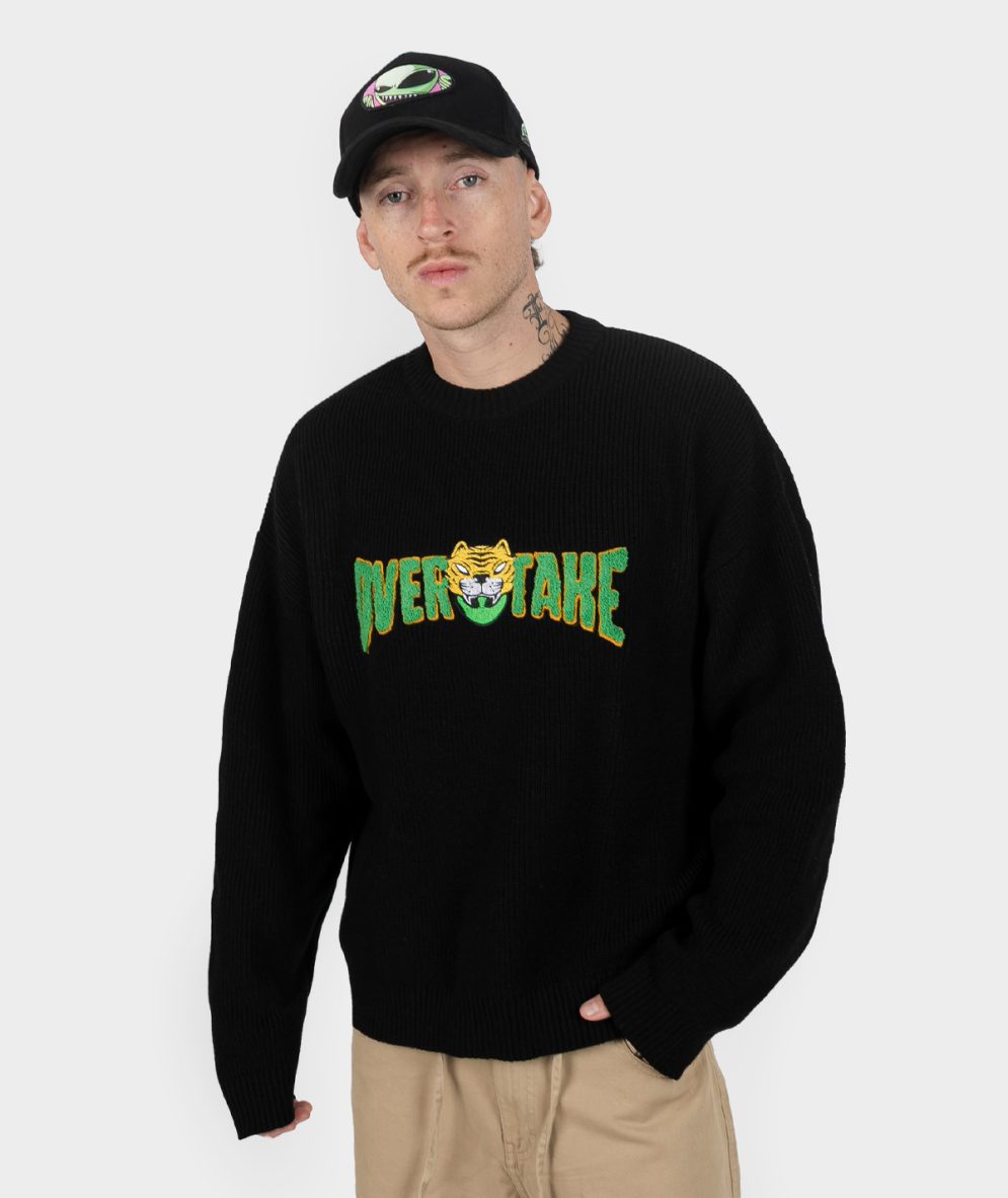 Instict Dark - Chompa Boxy Fit