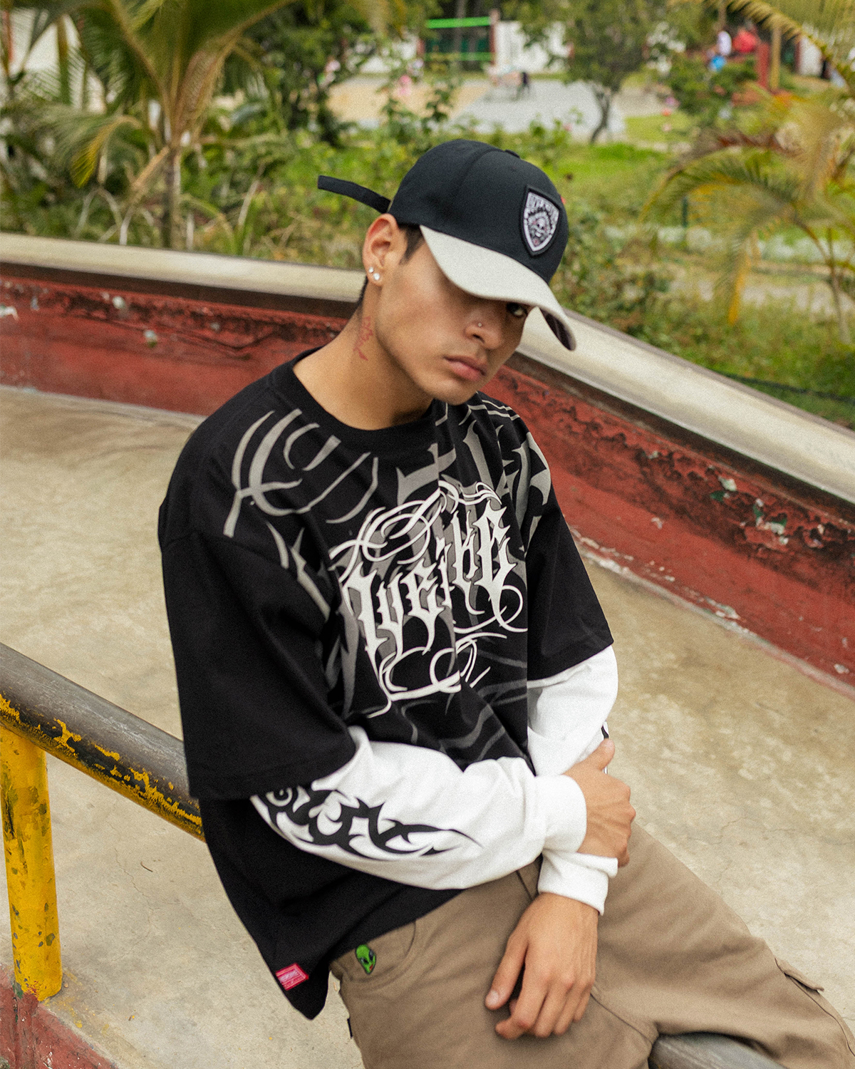 Darkness - Oversize ML - Imagen 2